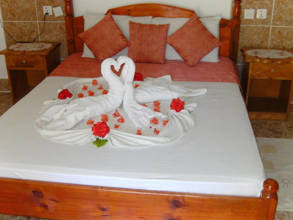Rising Sun Guesthouse La Digue Habitación foto